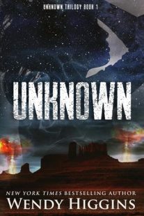 BOOK REVIEW – Unknown (Unknown #1) by Wendy Higgins